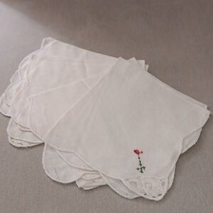 Set of four vintage embroidered lace hankies